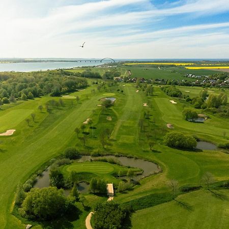 Golf 'N Wave Aktivresort 페마른 외부 사진